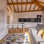 Almada Prime Apartment II